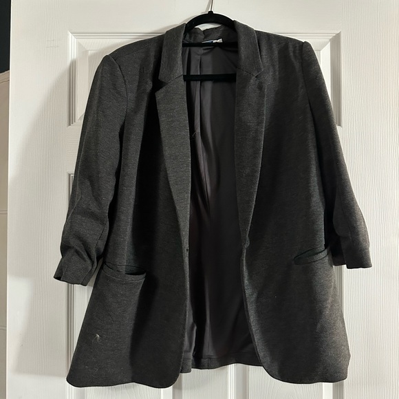 Blazer - Picture 1 of 2